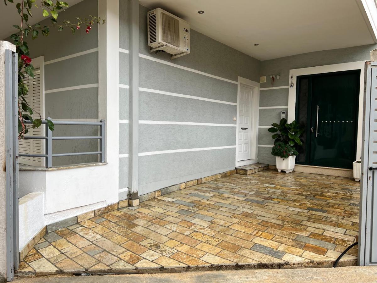 Apartments & Studios Ardian-Mandi Sarande-Albania Екстериор снимка