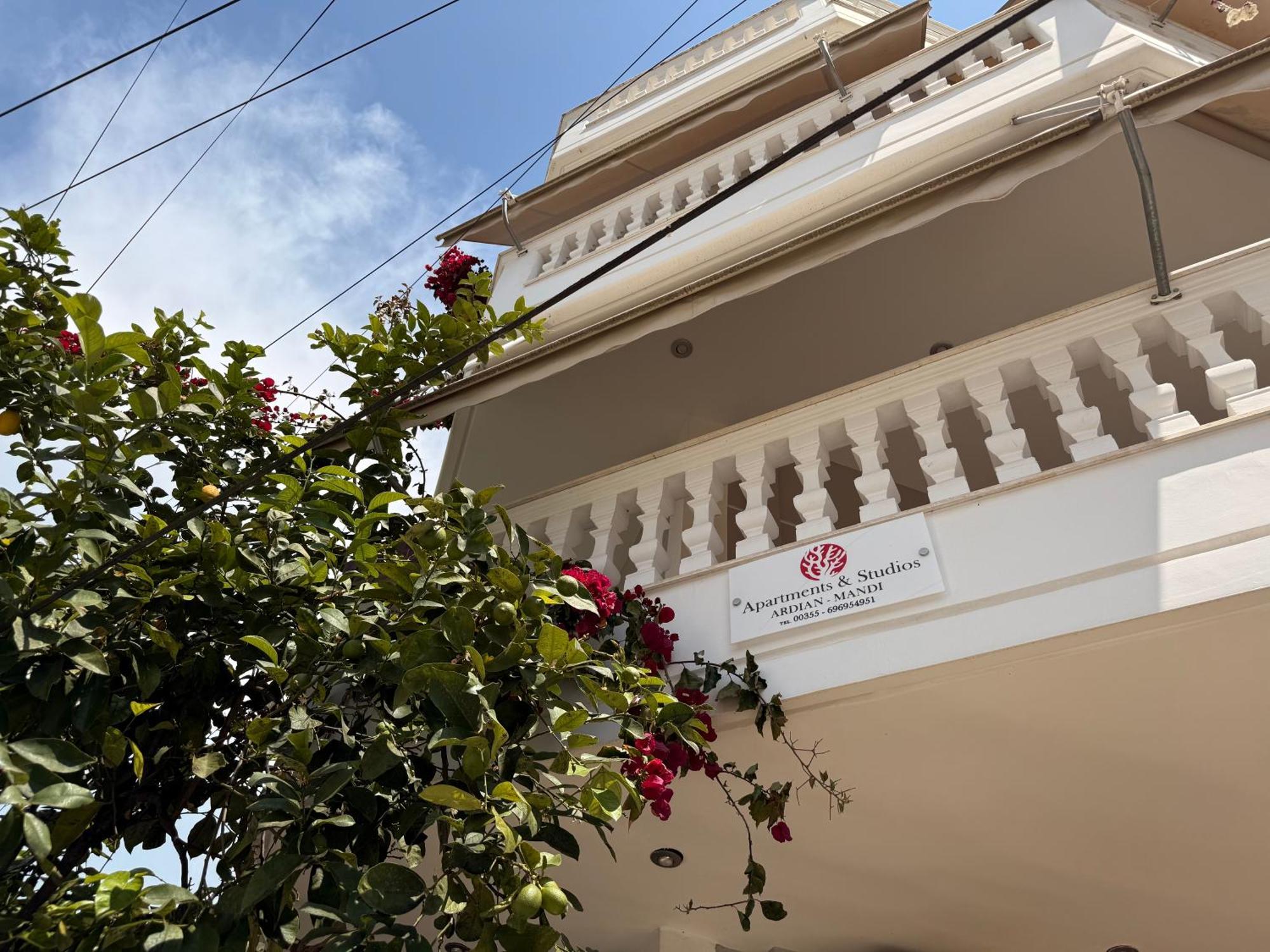 Apartments & Studios Ardian-Mandi Sarande-Albania Екстериор снимка