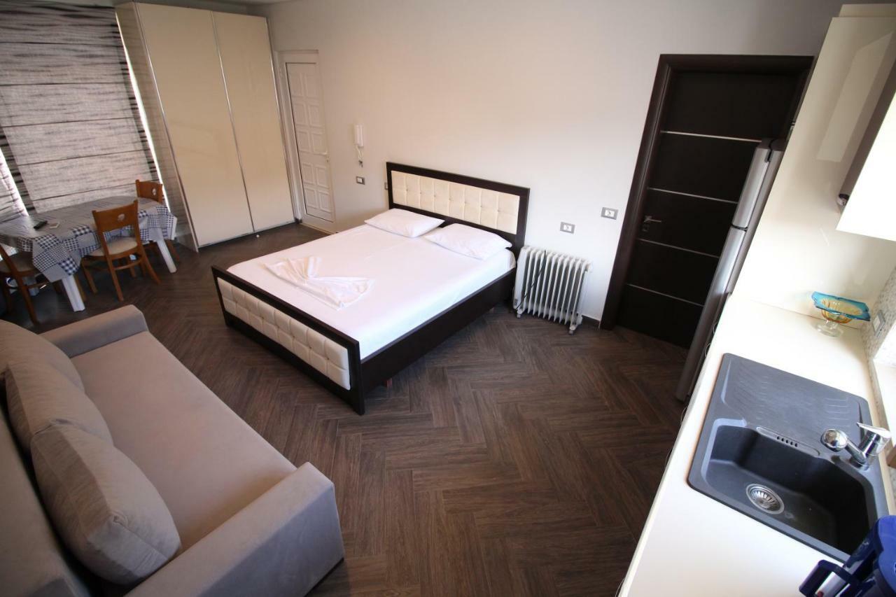 Apartments & Studios Ardian-Mandi Sarande-Albania Екстериор снимка